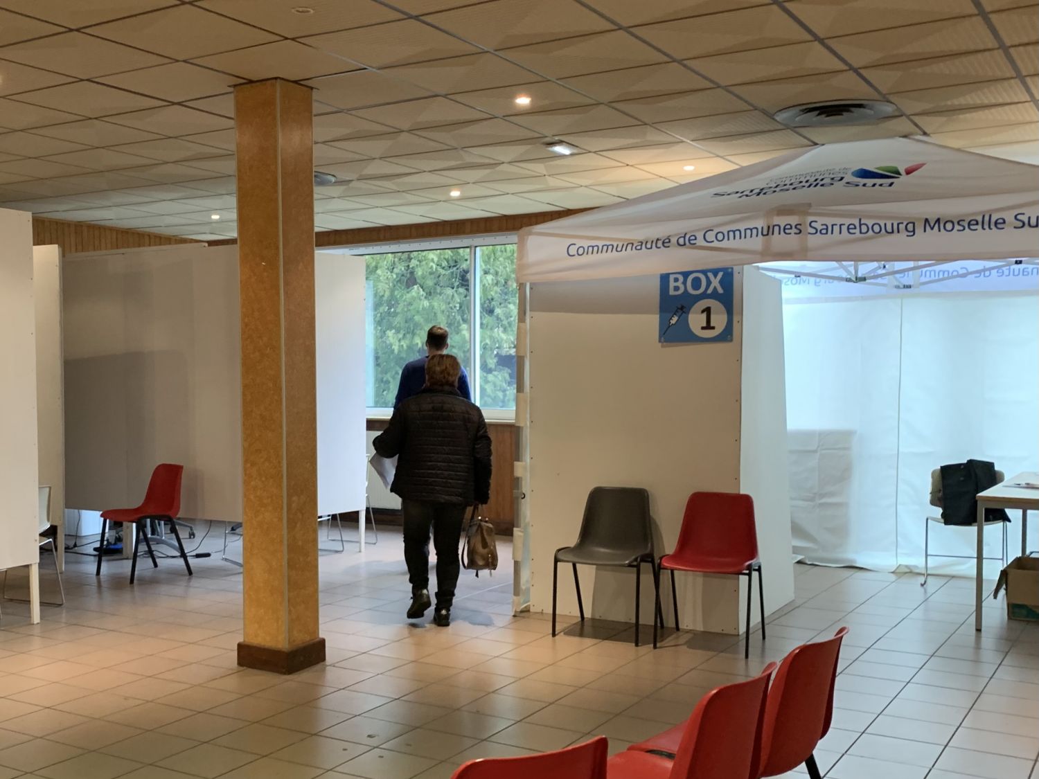 Moselle : de nombreux centres de vaccination rouvrent pour vacciner le plus grand nombre
